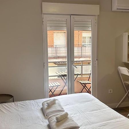 Apartmán Meta Habitat Ramon Lujan B Madrid Exteriér fotografie